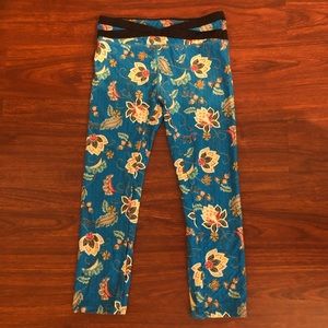 O’Neil Lotus print 3/4 length leggings